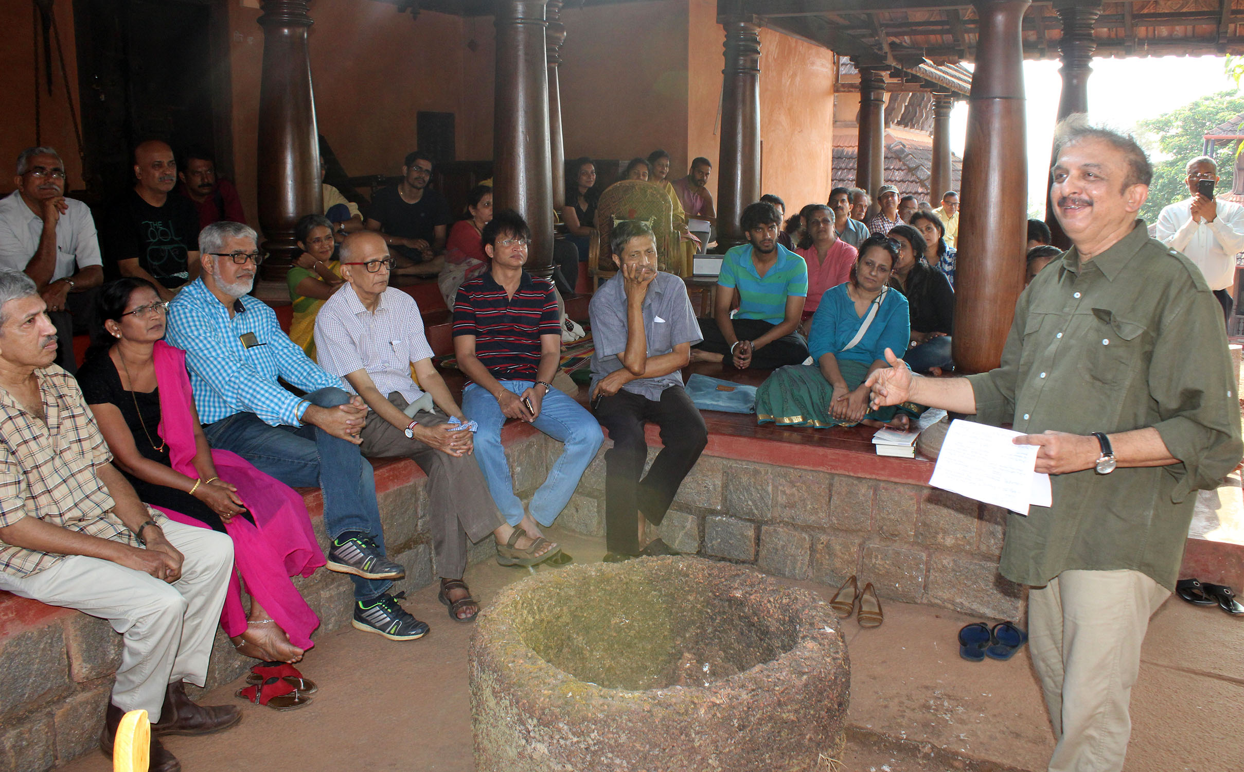 ಜನರನ್ನು ಒಗ್ಗೂಡಿಸುವವರೇ ನಿಜವಾದ ಆಧ್ಯಾತ್ಮಿಕ ಗುರು: ಕಾಯ್ಕಿಣಿ